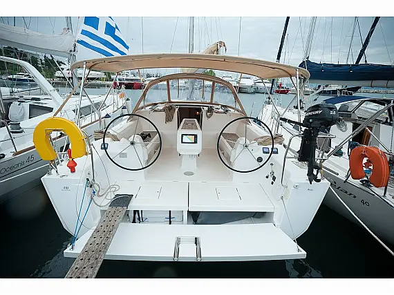 Dufour 410 Grand Large