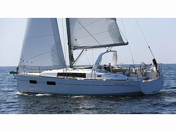 Oceanis 35