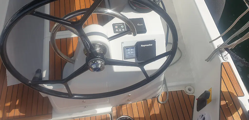 Sun Odyssey 410 Performance - New sail - 
