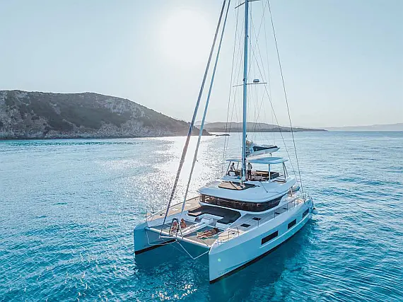 Lagoon 55