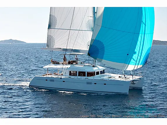 Lagoon 560