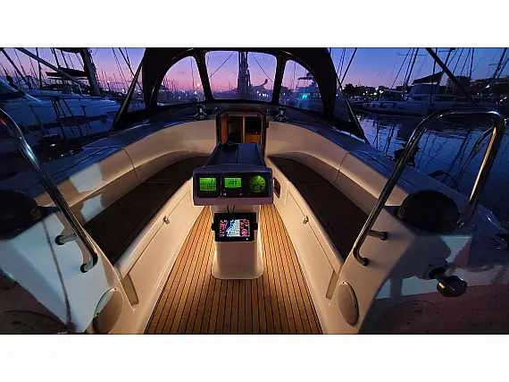 Bavaria 40