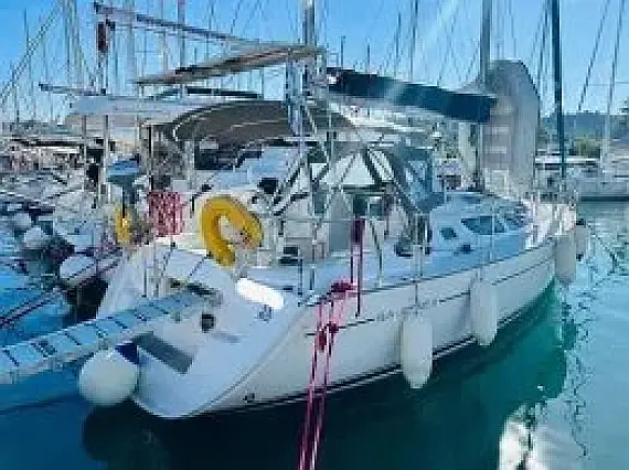 Sun Odyssey 35