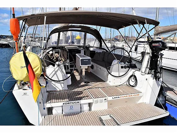 Dufour 382 GL