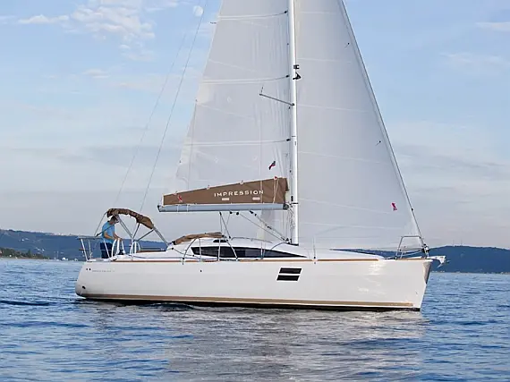 Elan Impression 35