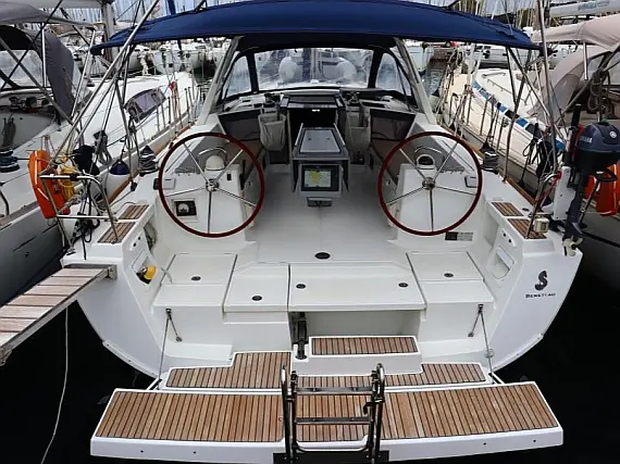 Oceanis 41 (3 cab.)