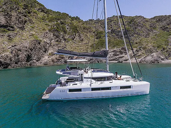 Lagoon 51
