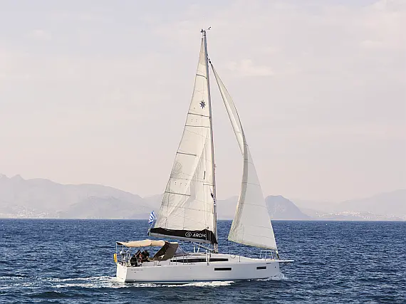 Sun Odyssey 380